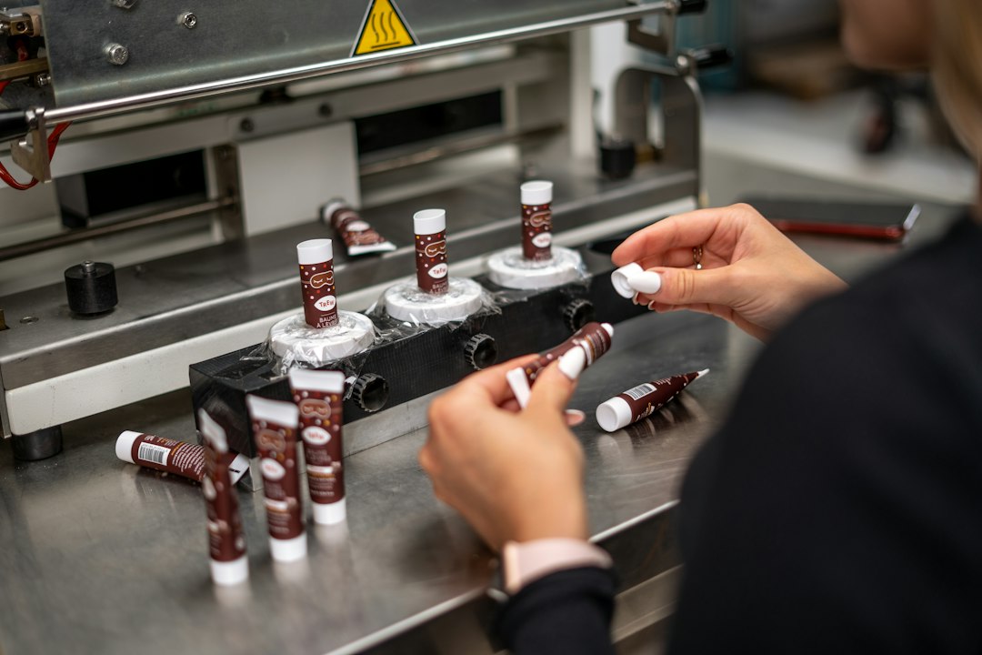Pregătirea produselor cosmetice pentru prezentare